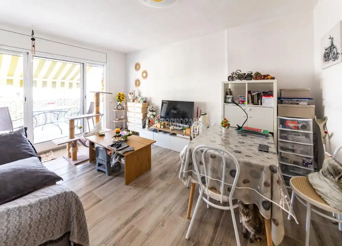 Sala de estar de Piso en venta en Cunit con Aire acondicionado, Parquet y Terraza