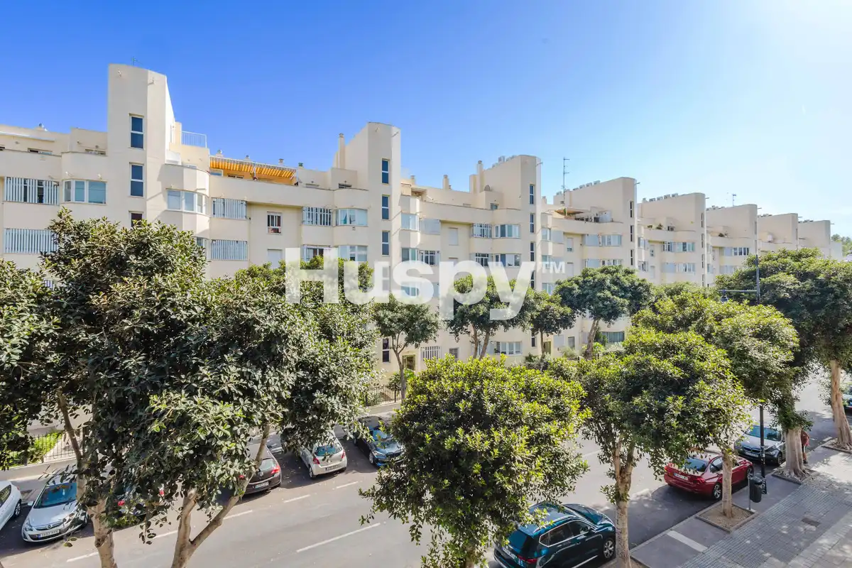 Piso con balcón en venta en Avenida Salvador Dalí, imagen 27