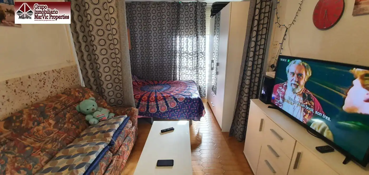 Habitación de Estudio en venta en Benidorm con Terraza, Amueblado y Piscina comunitaria