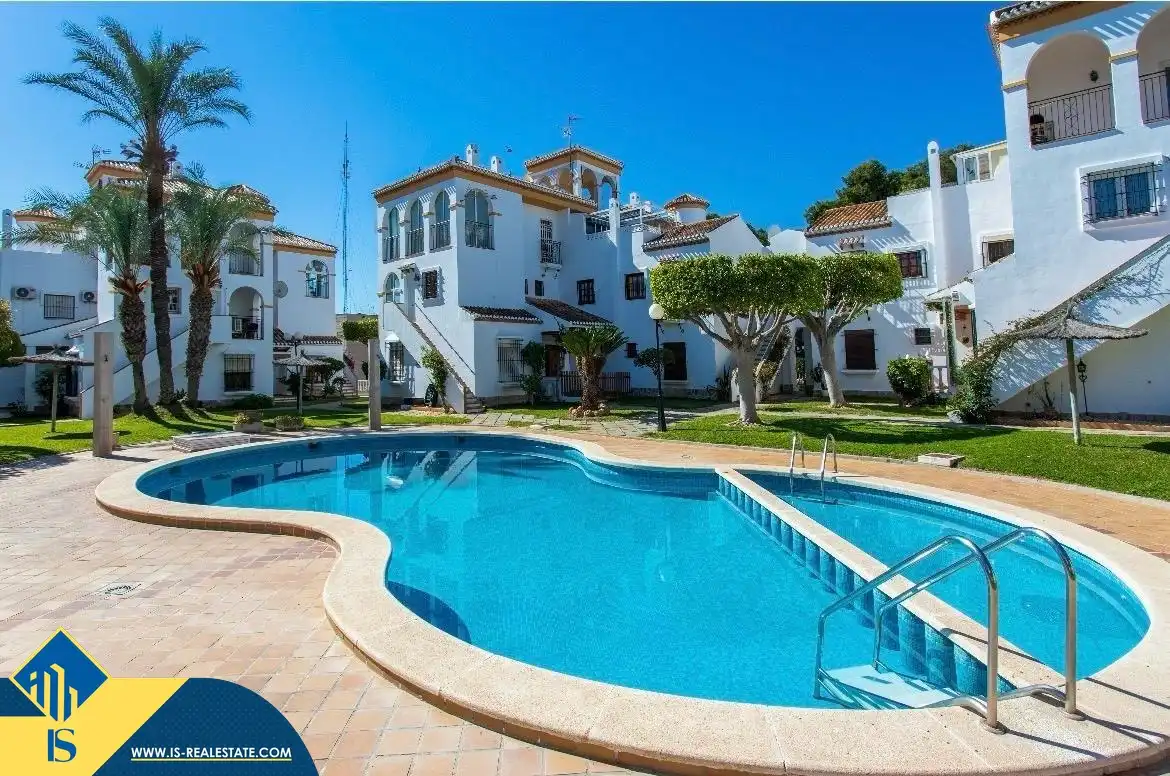 Duplex con piscina in vendita a Orihuela Costa