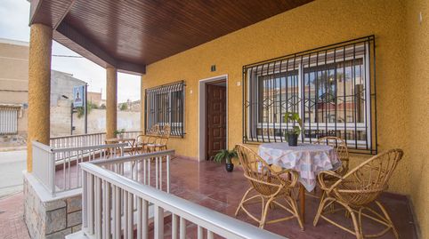 Gran casa con parcela en pleno centro de Cox