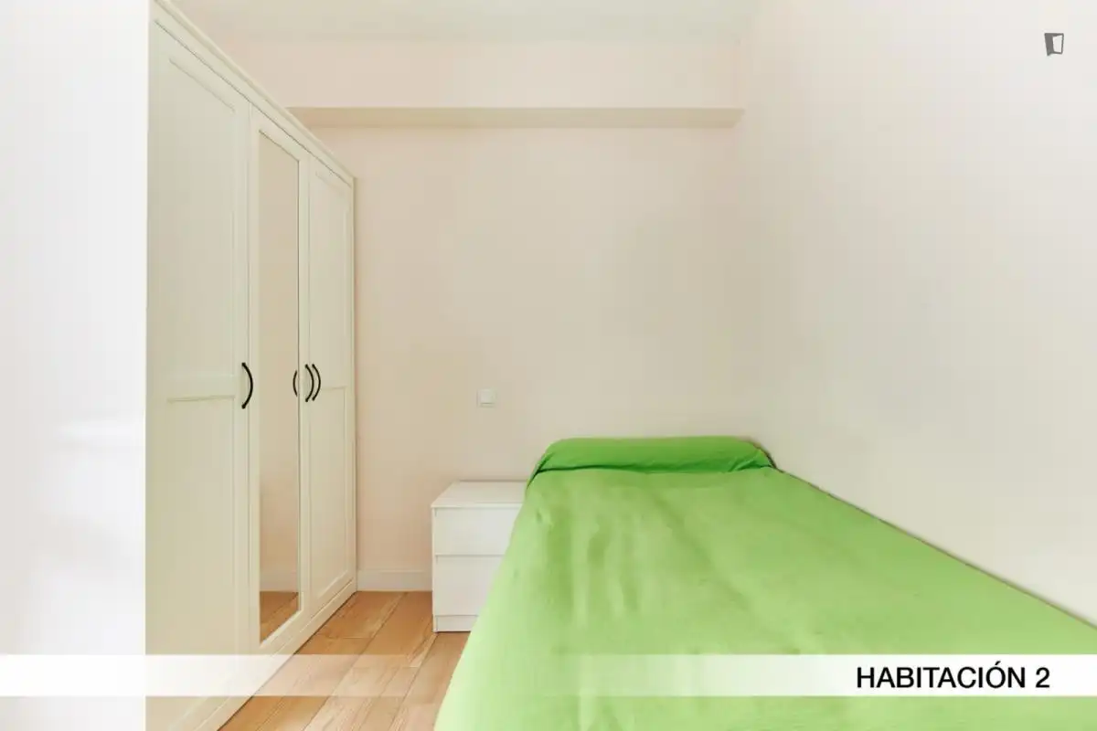 Habitación en Triana Este