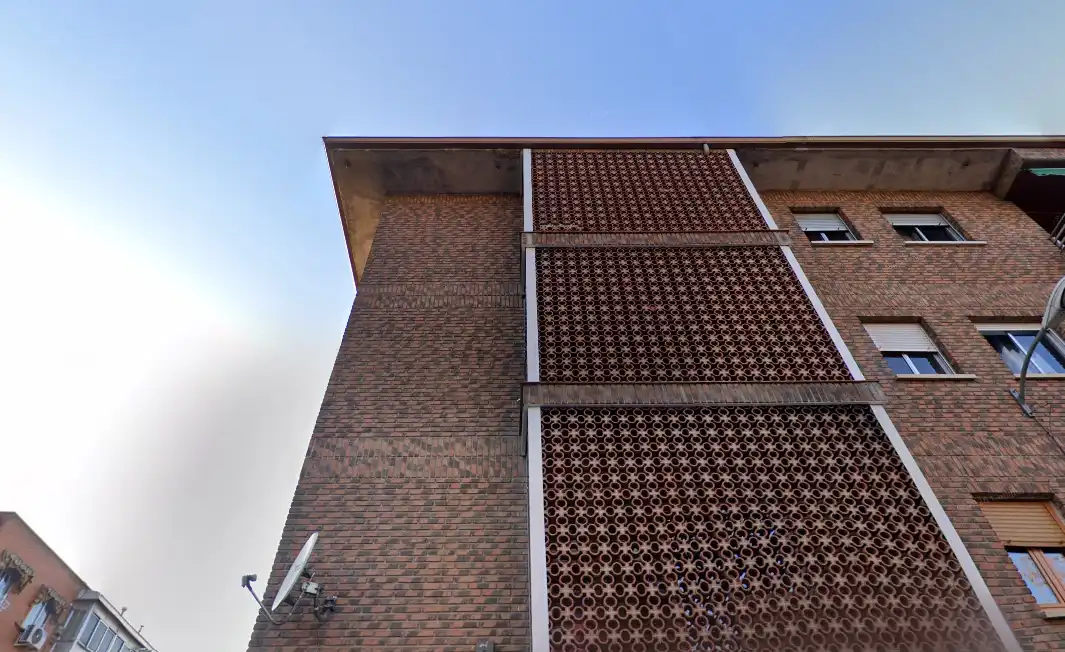Vista exterior de Piso en venta en Madrid