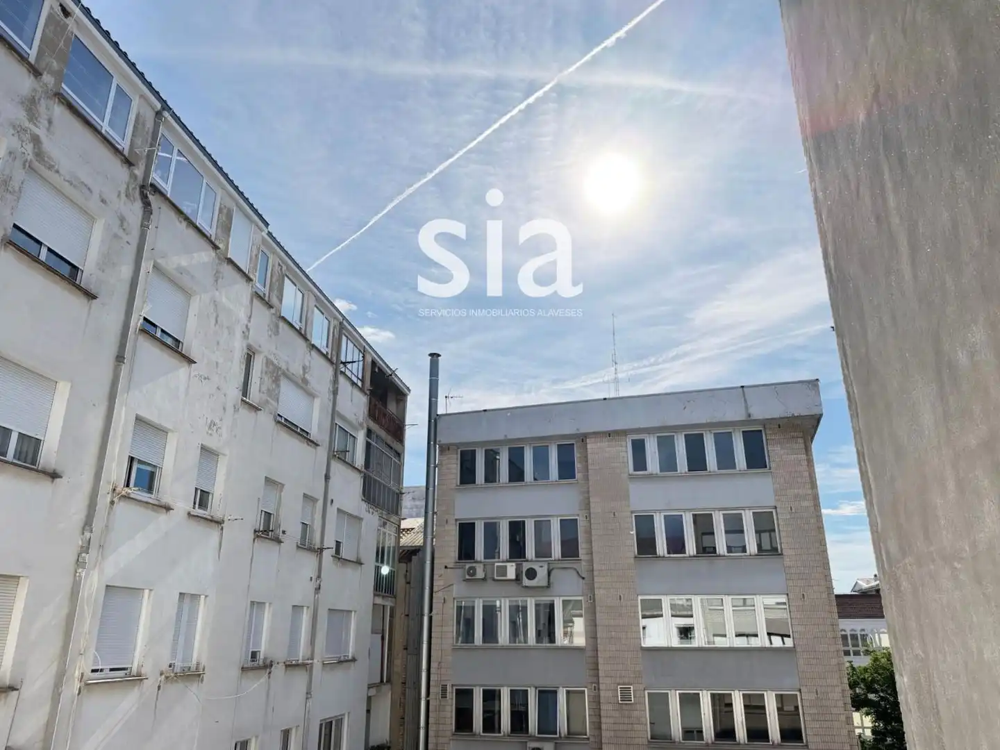 Außenansicht von Wohnung zum Verkauf in Vitoria - Gasteiz mit Heizung