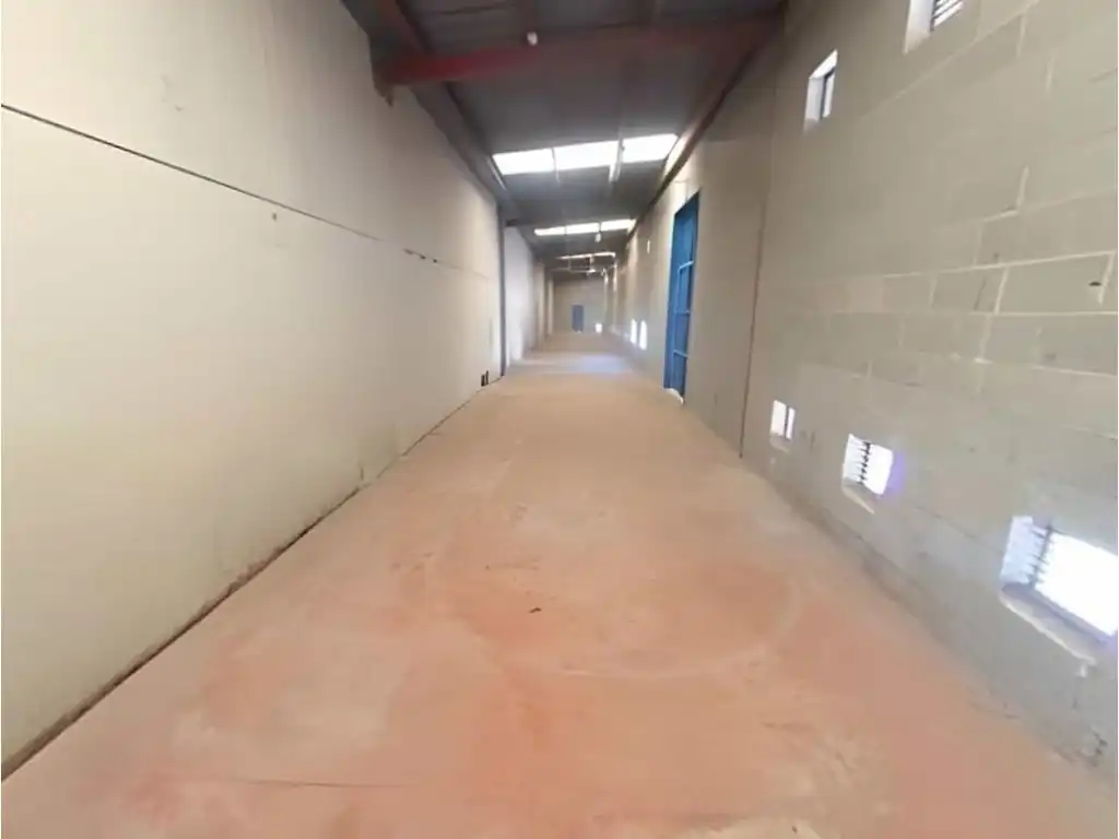 Nau industrial de lloguer a Carrer Forja, L'Arboç