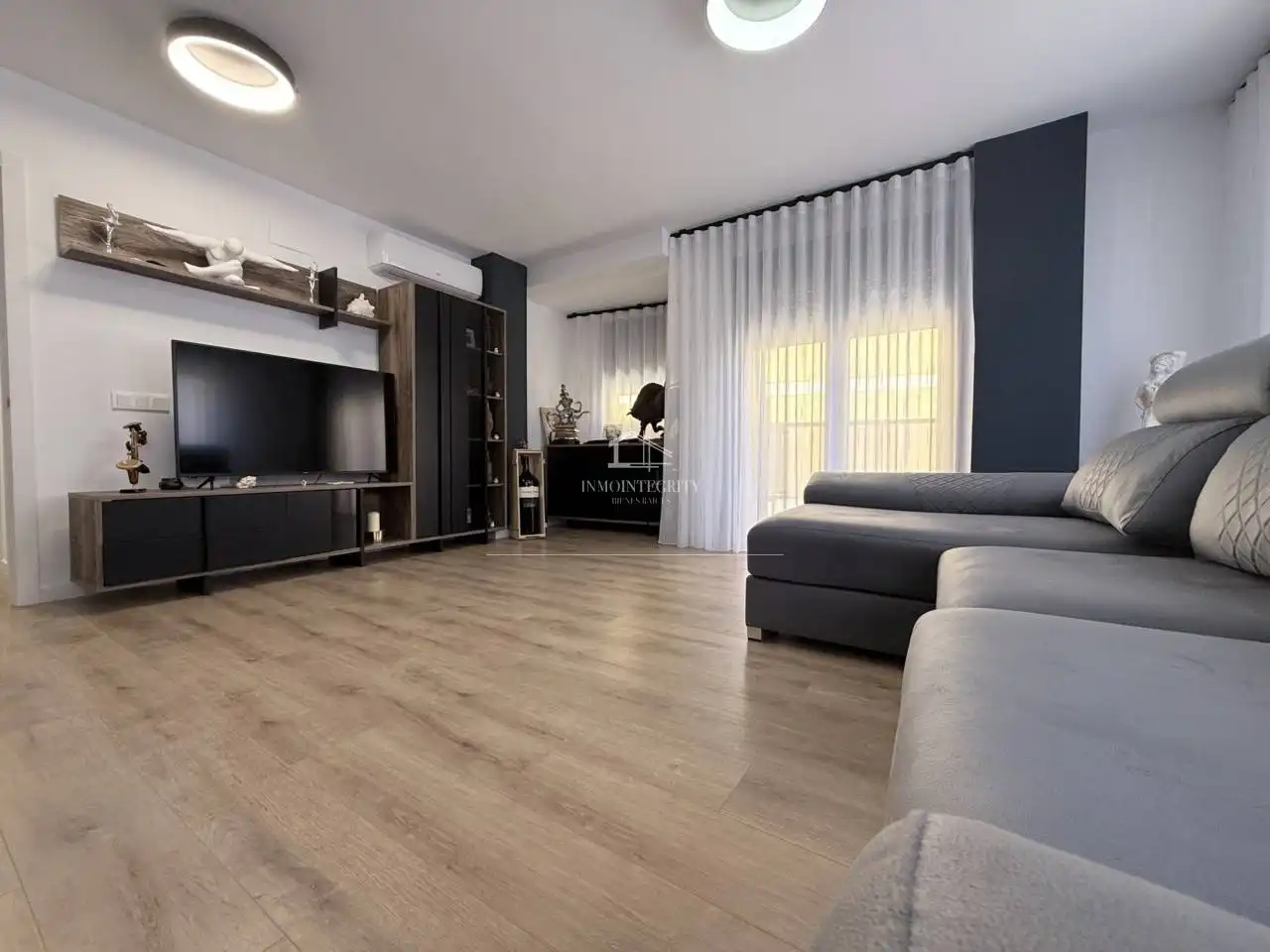 Living room of Apartments for sale in Oropesa del Mar / Orpesa  with Air Conditioner, Terrace and Storage room
