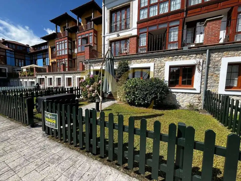 Vista exterior de Pis en venda en Ribadedeva amb Calefacció, Jardí privat i Traster