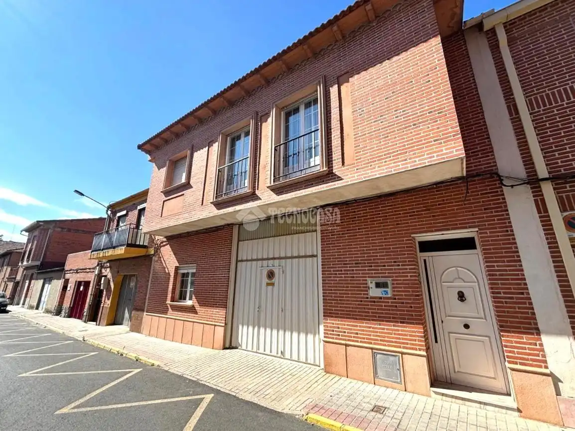 House for sale in Medina del Campo, imagen 2