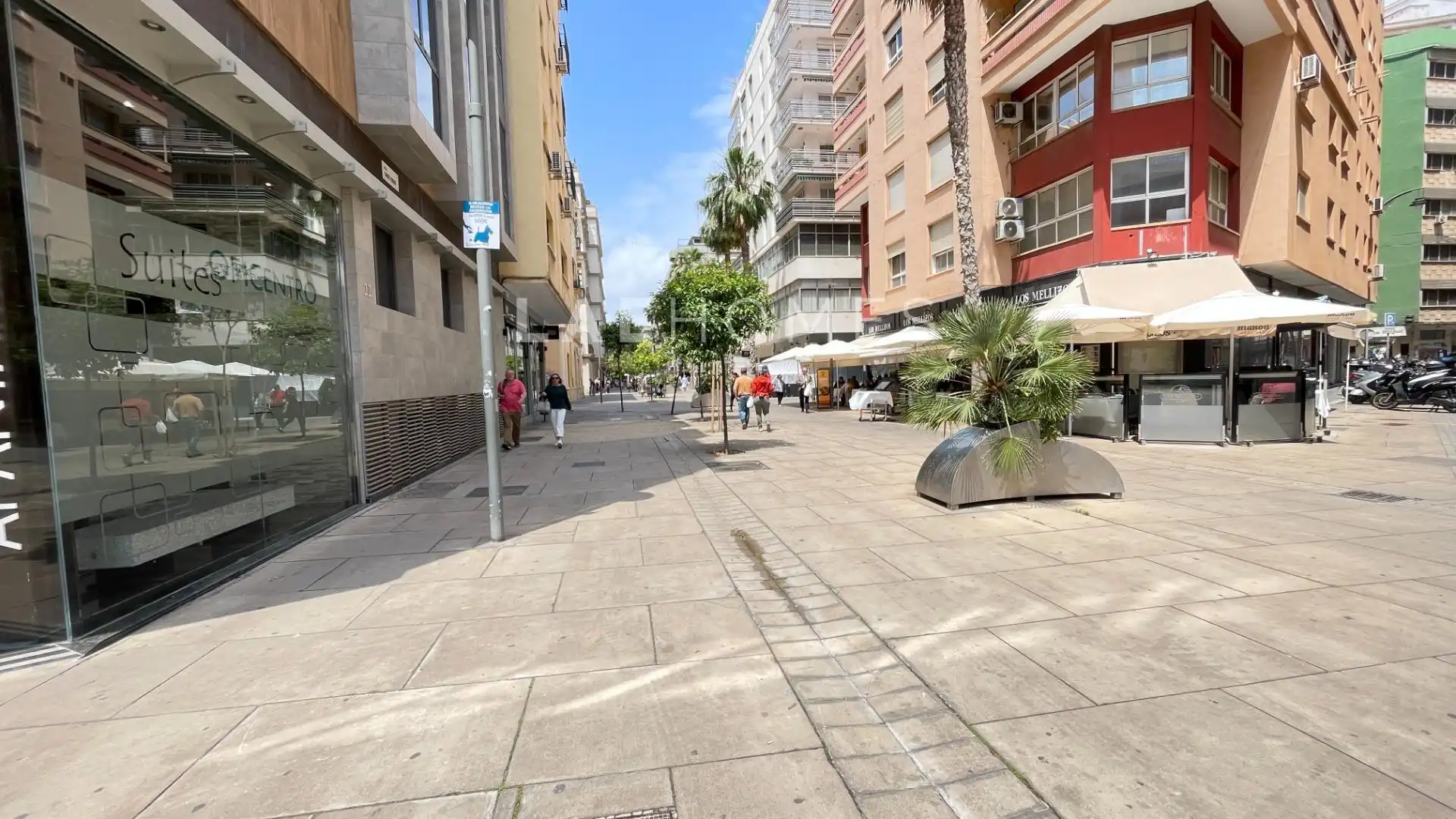 Vista exterior de Oficina en venda en Málaga amb Aire condicionat