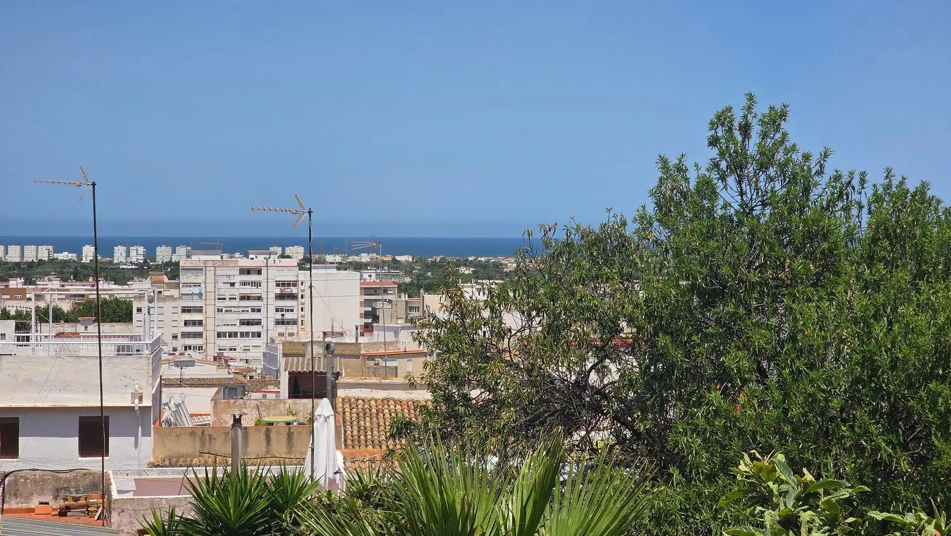 Vista exterior de Casa o chalet en venta en Oliva con Calefacción, Jardín privado y Terraza