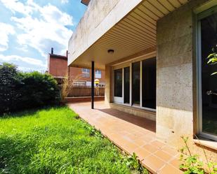 Jardí de Casa o xalet en venda en  Logroño amb Calefacció, Jardí privat i Parquet