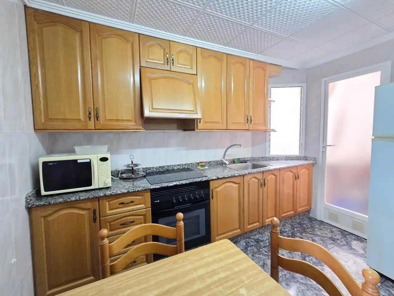 Kitchen of Flat for rent in Elche / Elx  with Furnished and Balcony