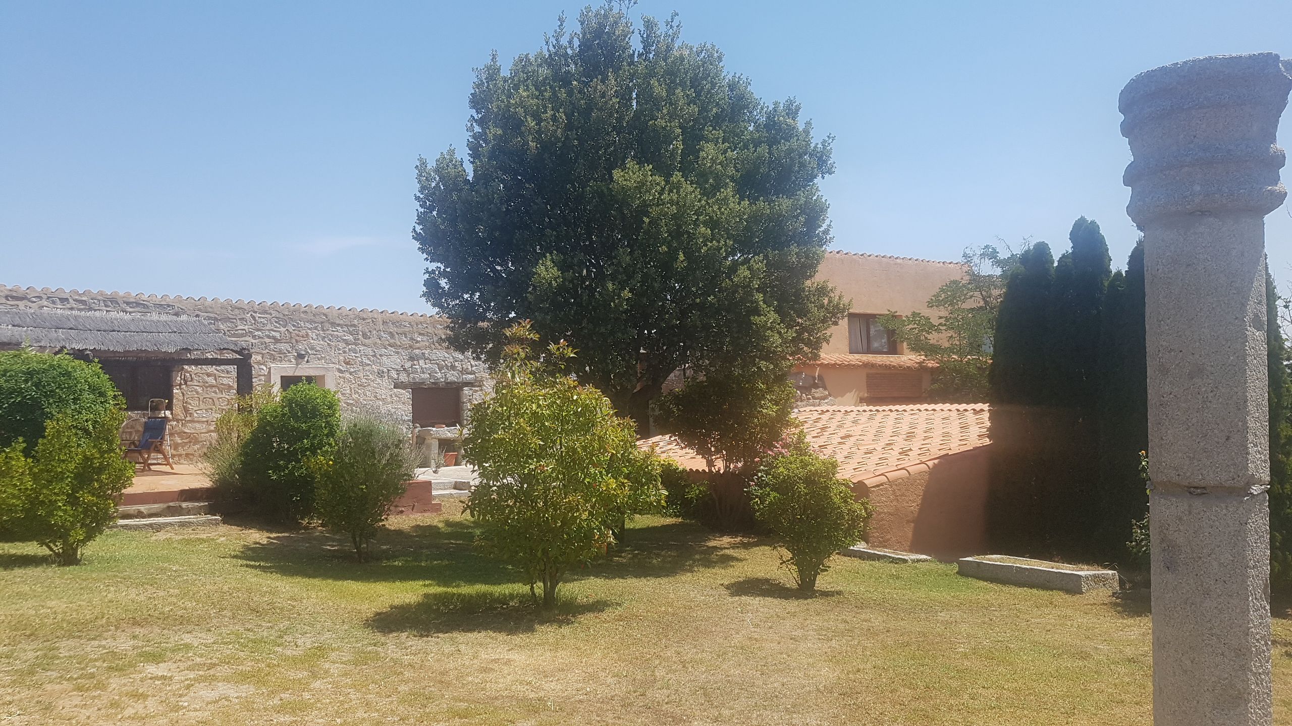 Jardí de Finca rústica en venda en El Barco de Ávila  amb Jardí privat, Traster i Piscina