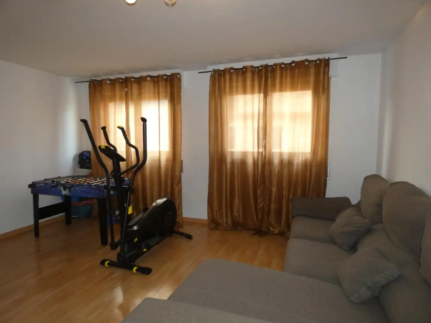 Sala de estar de Casa adosada en venta en La Joyosa con Aire acondicionado, Jardín privado y Terraza