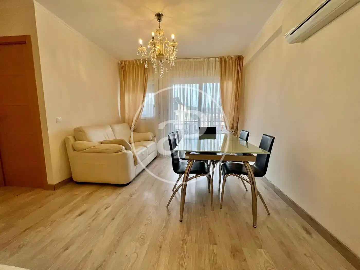 Sala de estar de Piso en venta en L'Alfàs del Pi con Aire acondicionado, Calefacción y Terraza
