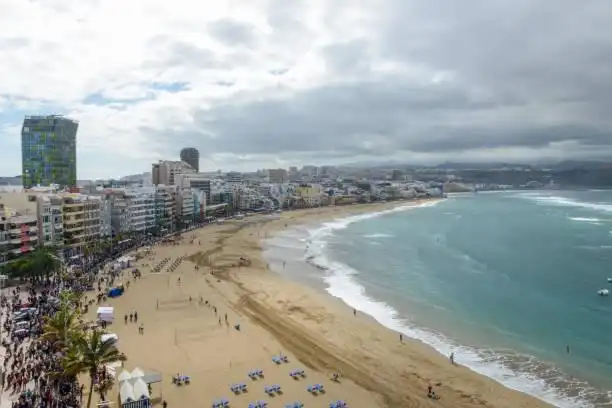 Vista exterior de Piso de alquiler en Las Palmas de Gran Canaria con Aire acondicionado, Parquet y Balcón