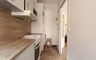 Appartamento con terrazza in vendita a Gràcia