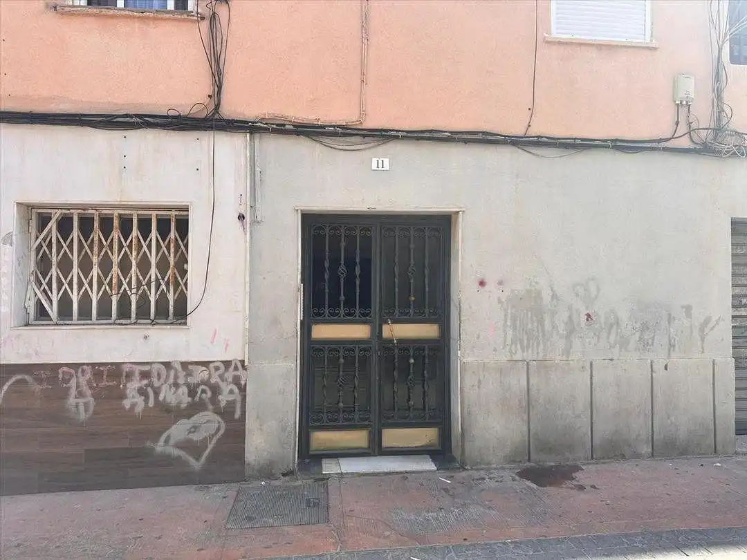 Vista exterior de Piso en venta en Almería