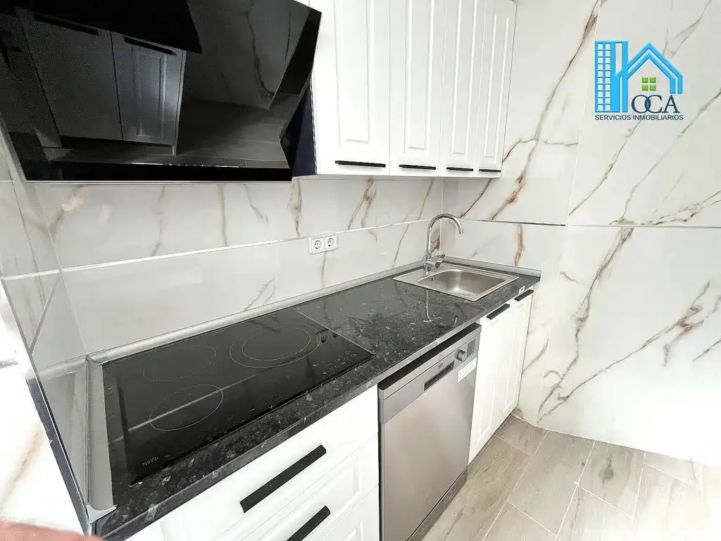 Kitchen of Flat for sale in Madrid  with Air Conditioner
