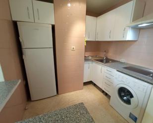 Kitchen of Flat to rent in  Sevilla Capital  with Air Conditioner and Heating