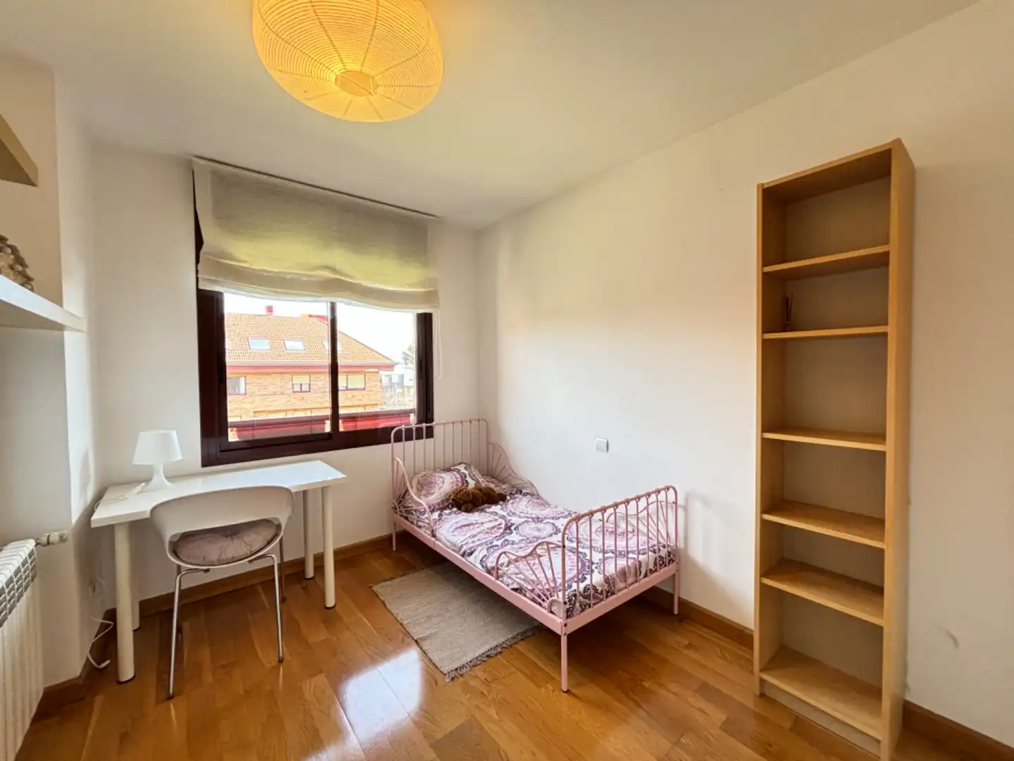 Schlafzimmer von Wohnung zum Verkauf in Majadahonda mit Klimaanlage, Heizung und Privatgarten