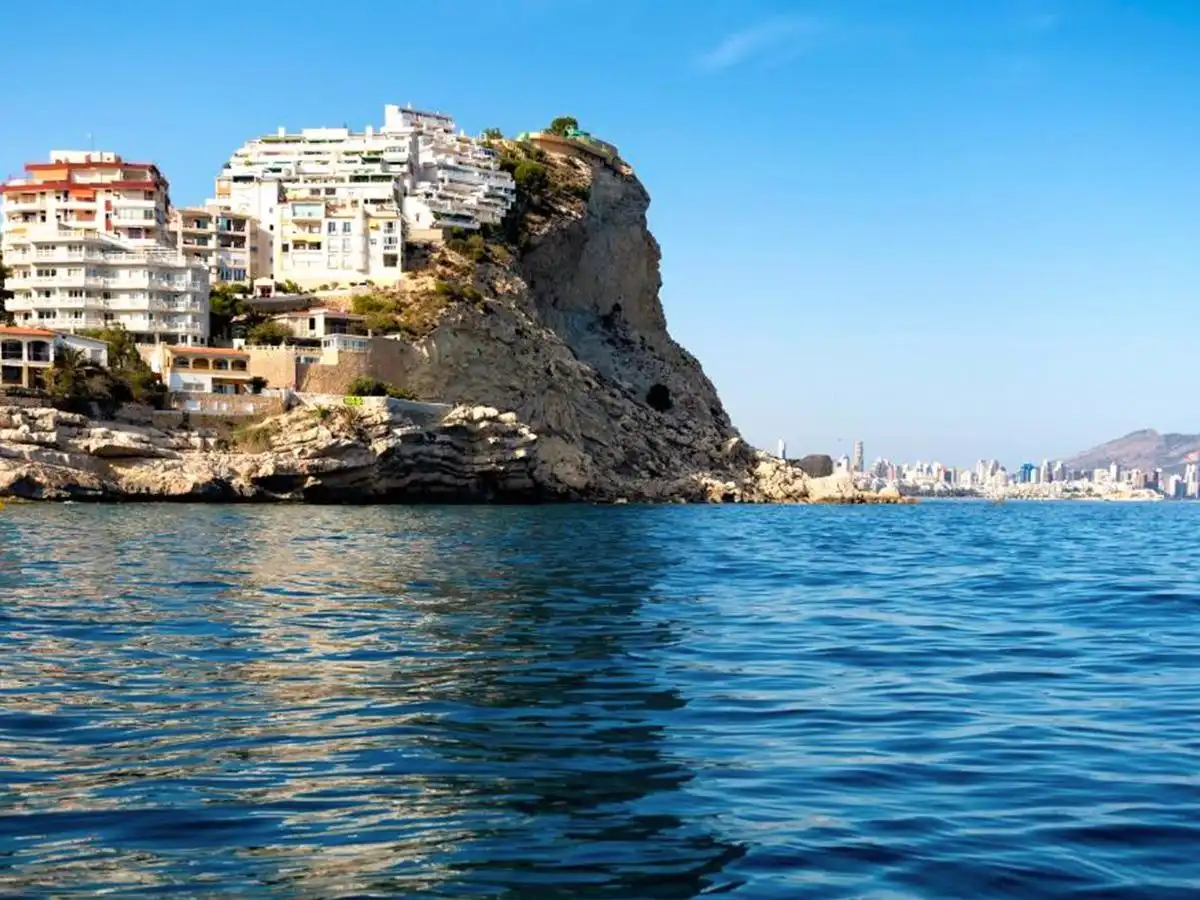 Vista exterior de Edifici en venda en Alicante / Alacant