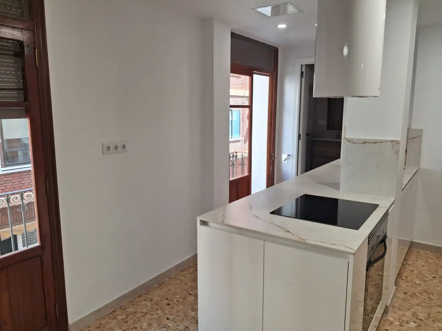Kitchen of Study for sale in Alzira  with Furnished, Oven and Washing machine