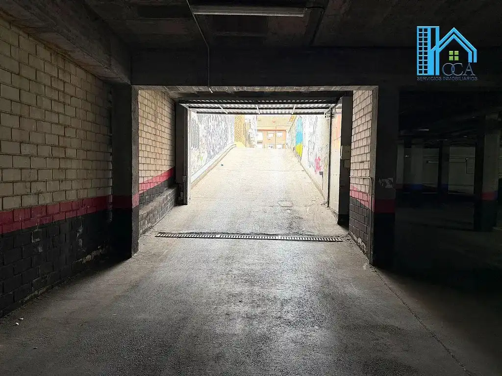 Parkplatz von Garage zum Verkauf in Carabanchel