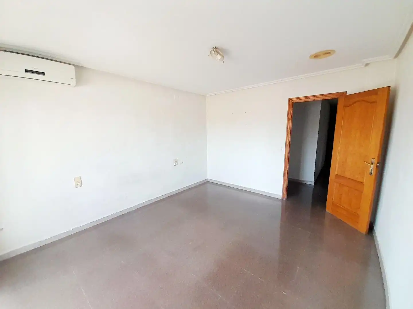 Piso en venta en Elche / Elx con Aire acondicionado y Balcón