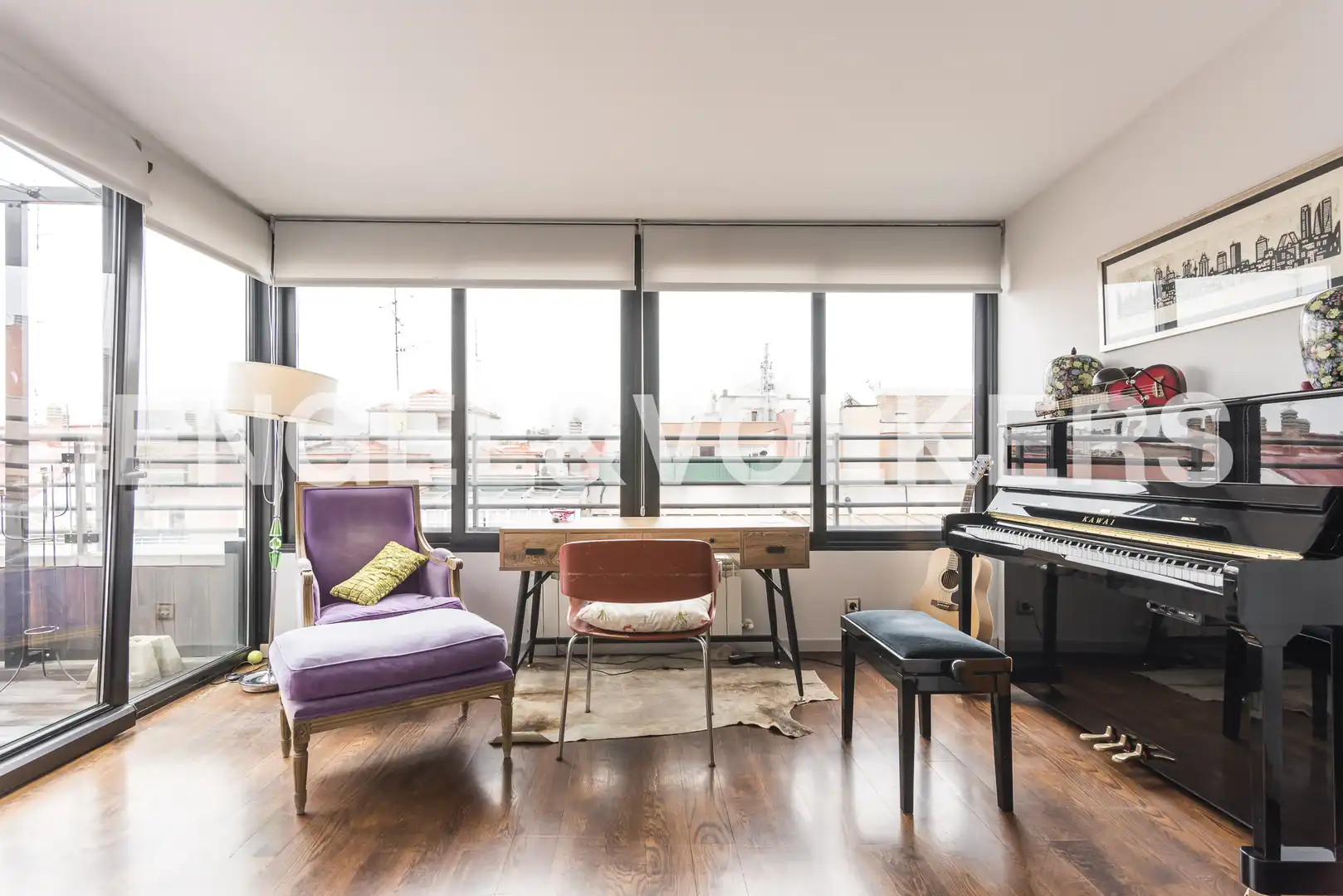 Sala d'estar de Àtic de lloguer en Madrid amb Aire condicionat, Calefacció i Terrassa