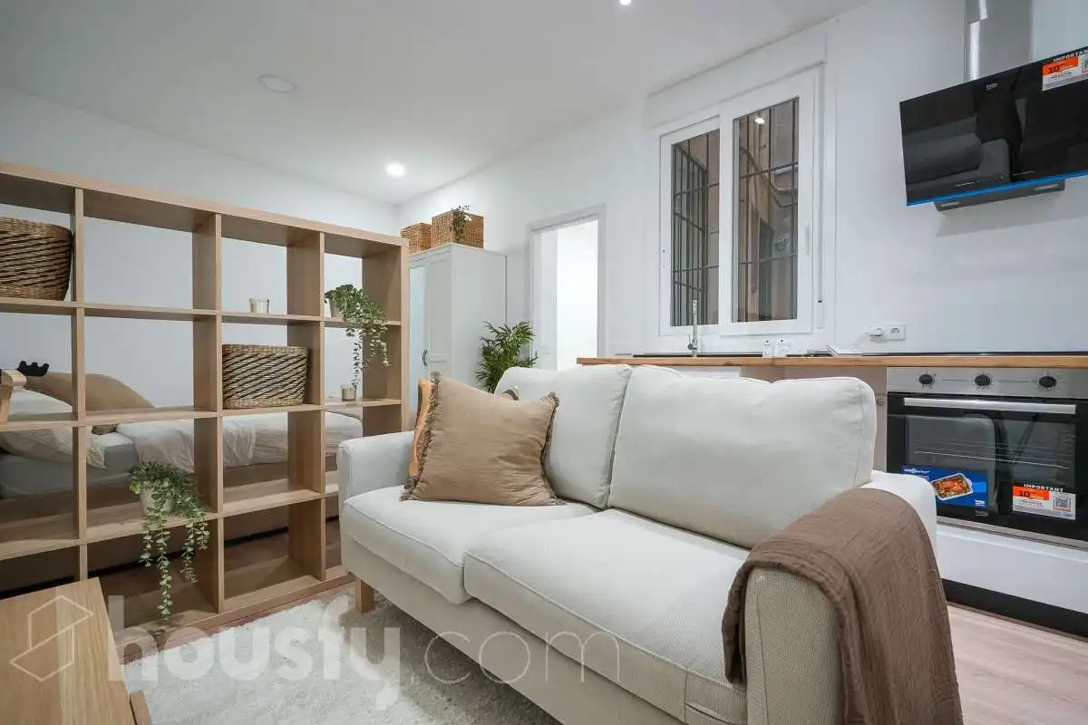 Sala d'estar de Planta baixa en venda en Madrid amb Aire condicionat, Calefacció i Parquet