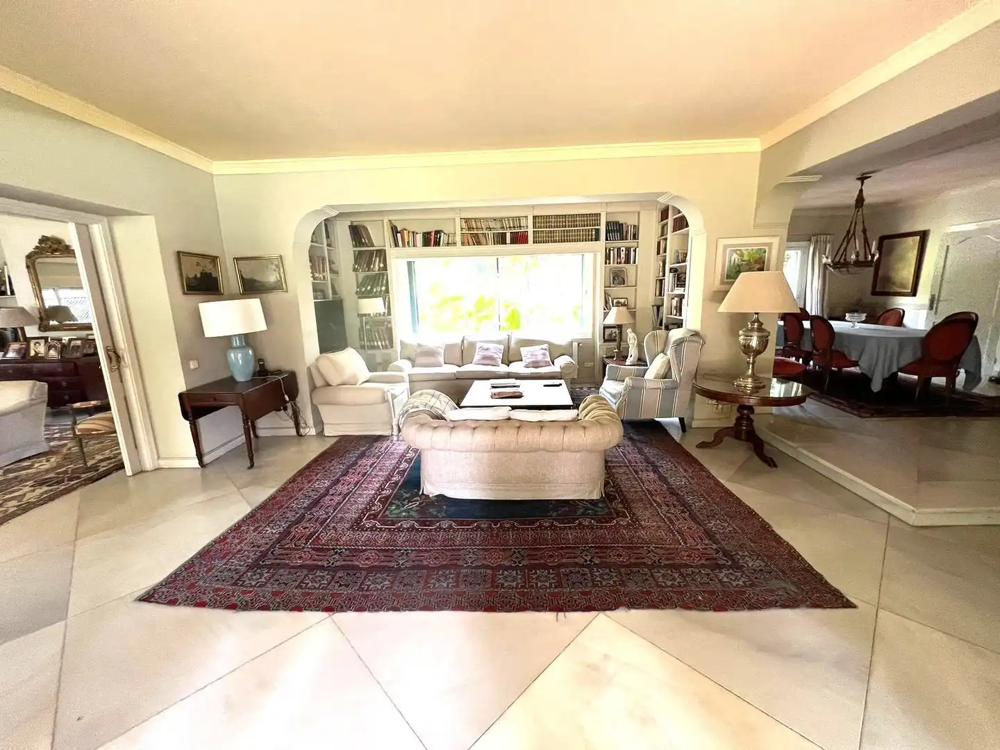 Sala d'estar de Casa o xalet en venda en Mijas amb Aire condicionat, Terrassa i Piscina