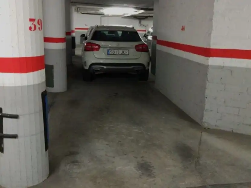 Parkplatz von Garage zur Miete in Barcelona