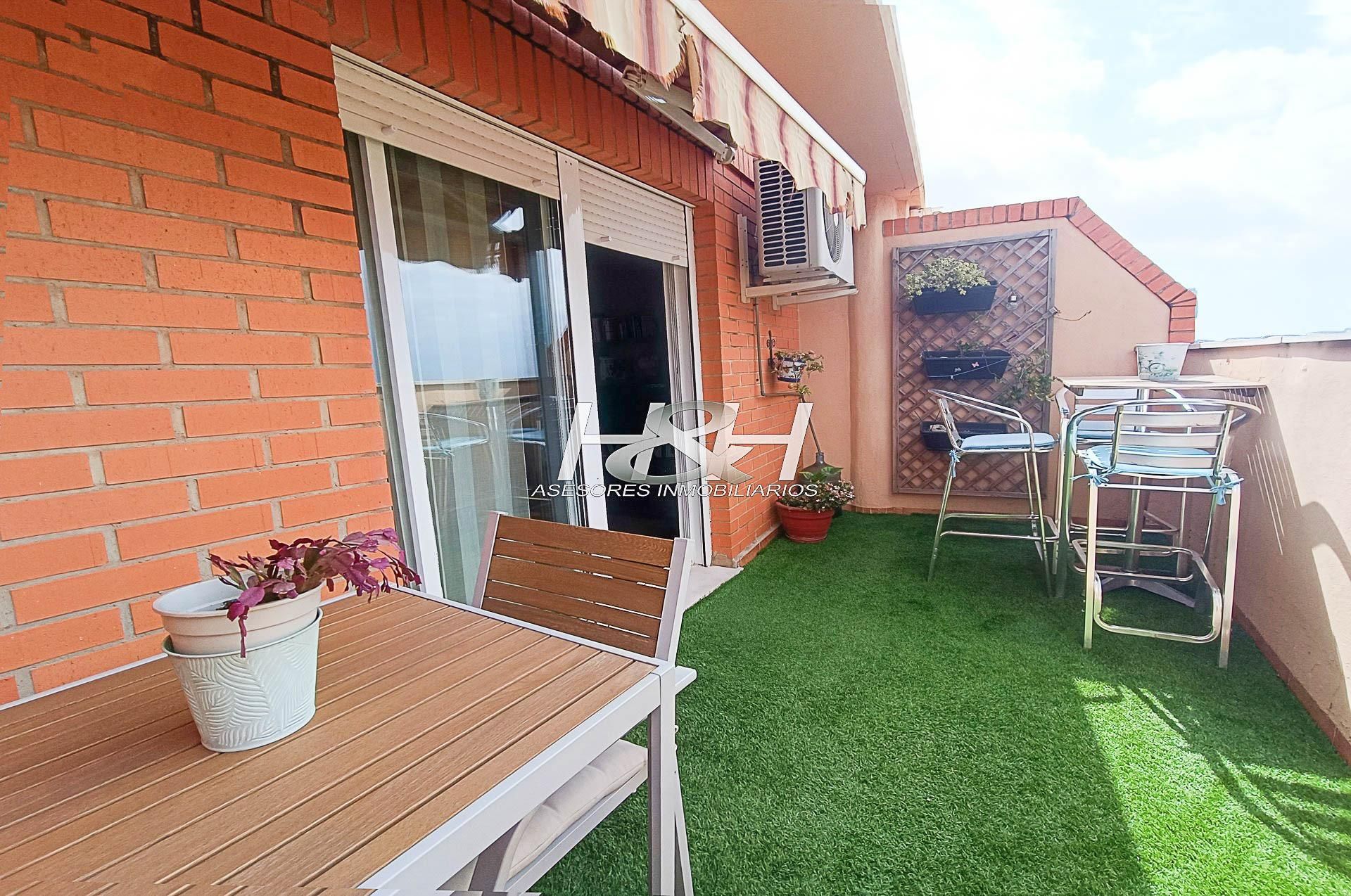Terrassa de Àtic en venda en Burjassot amb Aire condicionat, Calefacció i Terrassa