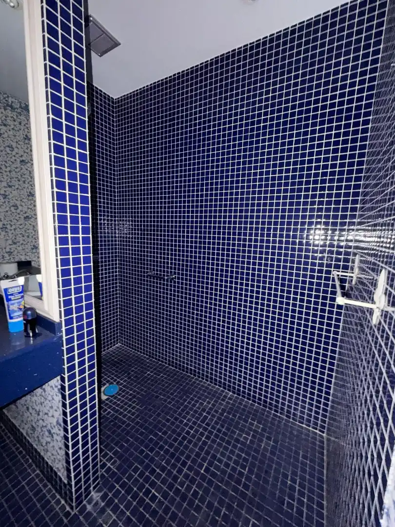 Bathroom of Flat for sale in Zaragoza  with Heating, Terrace and Furnished