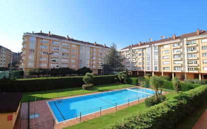 Swimming pool of Flat for sale in Gijón   with Swimming Pool