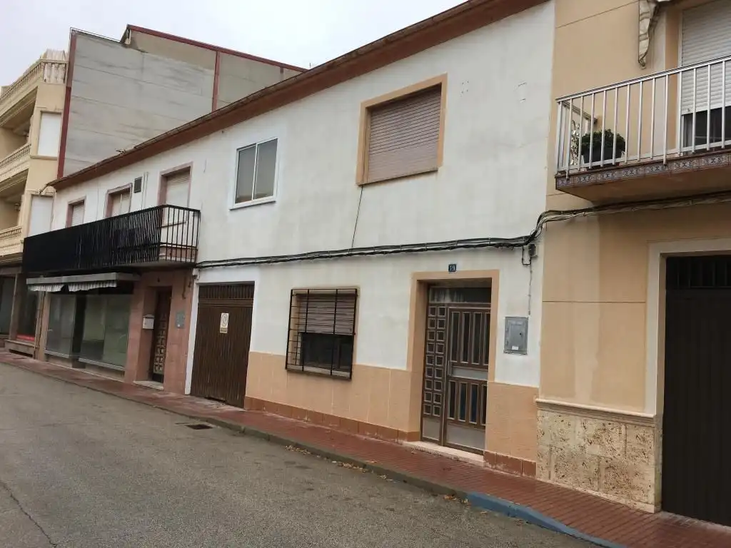 Vista exterior de Casa o chalet en venta en Pedro Muñoz
