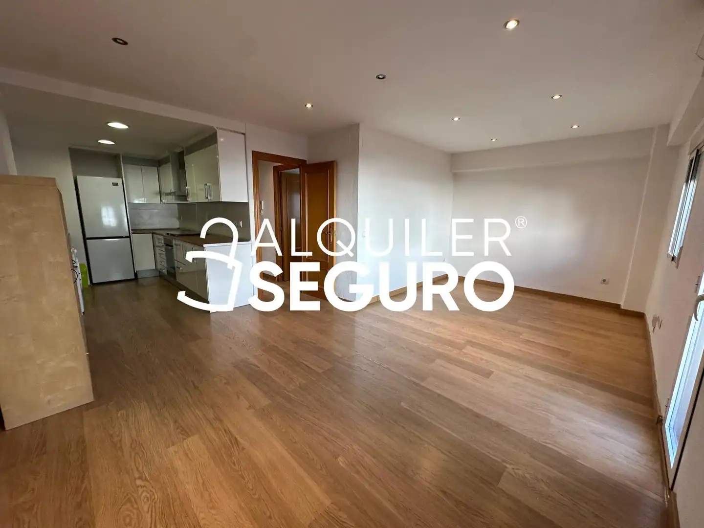 Flat with lift to rent in Mossen Fenollar