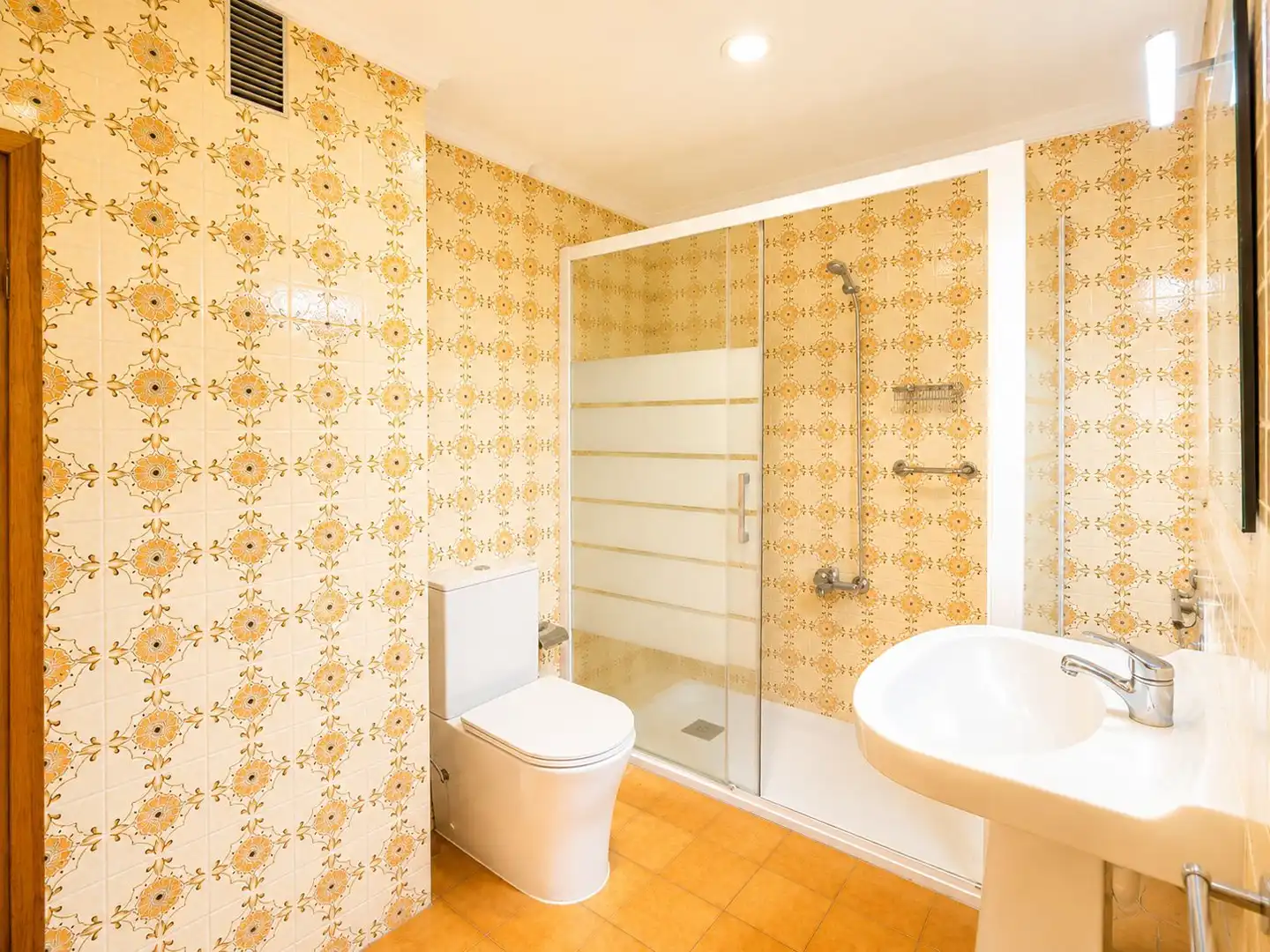 Bathroom of Flat for sale in Grado  with Heating and Terrace
