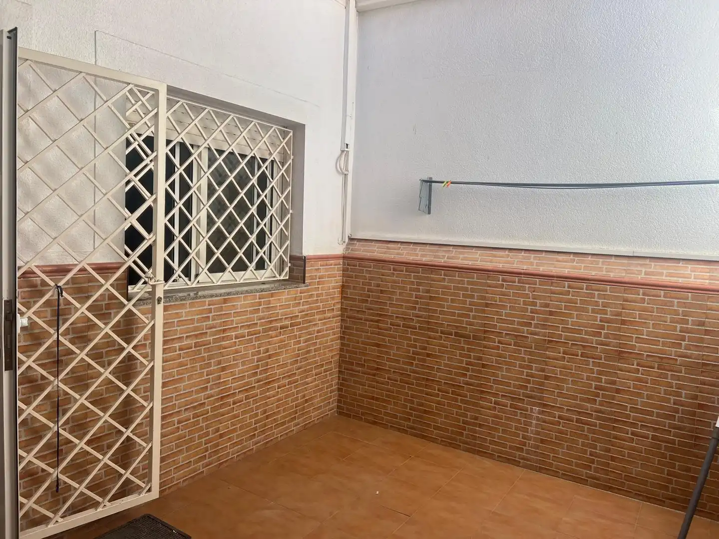 Casa o xalet de lloguer a MONTEVIDEO - BO PERAL, Barrio de Peral - San Félix
