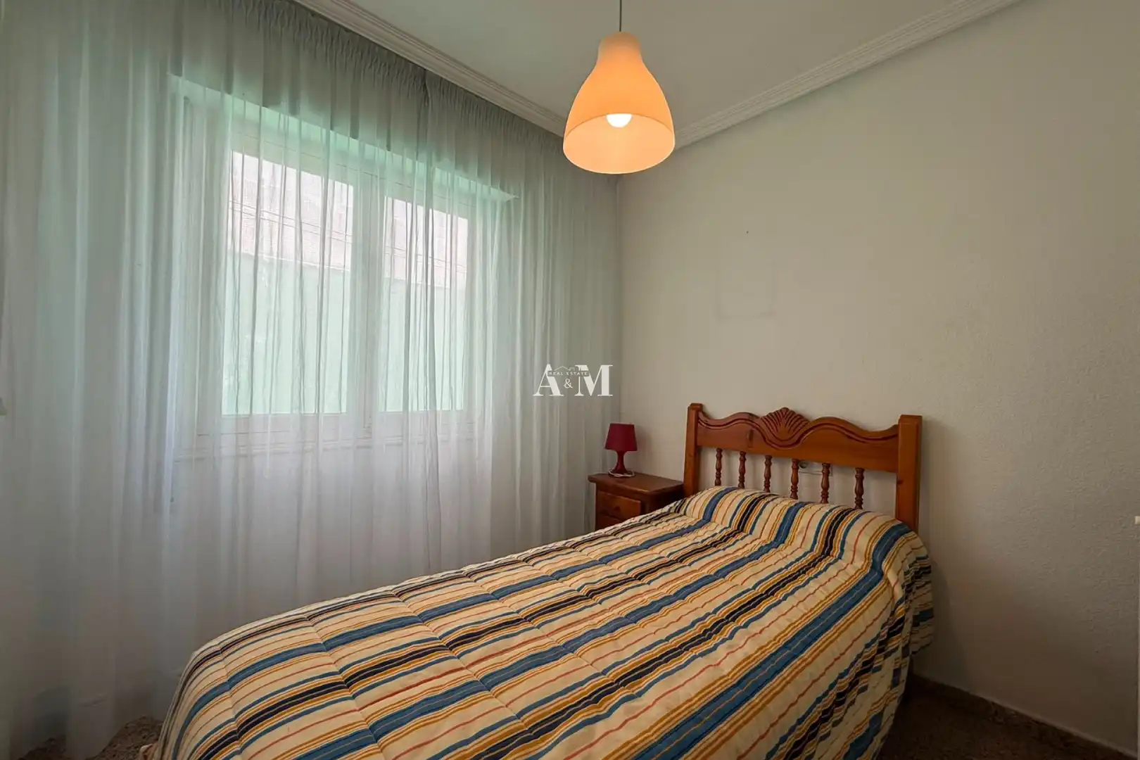 Habitación de Apartamento de alquiler en Almoradí con Calefacción, Terraza y Amueblado