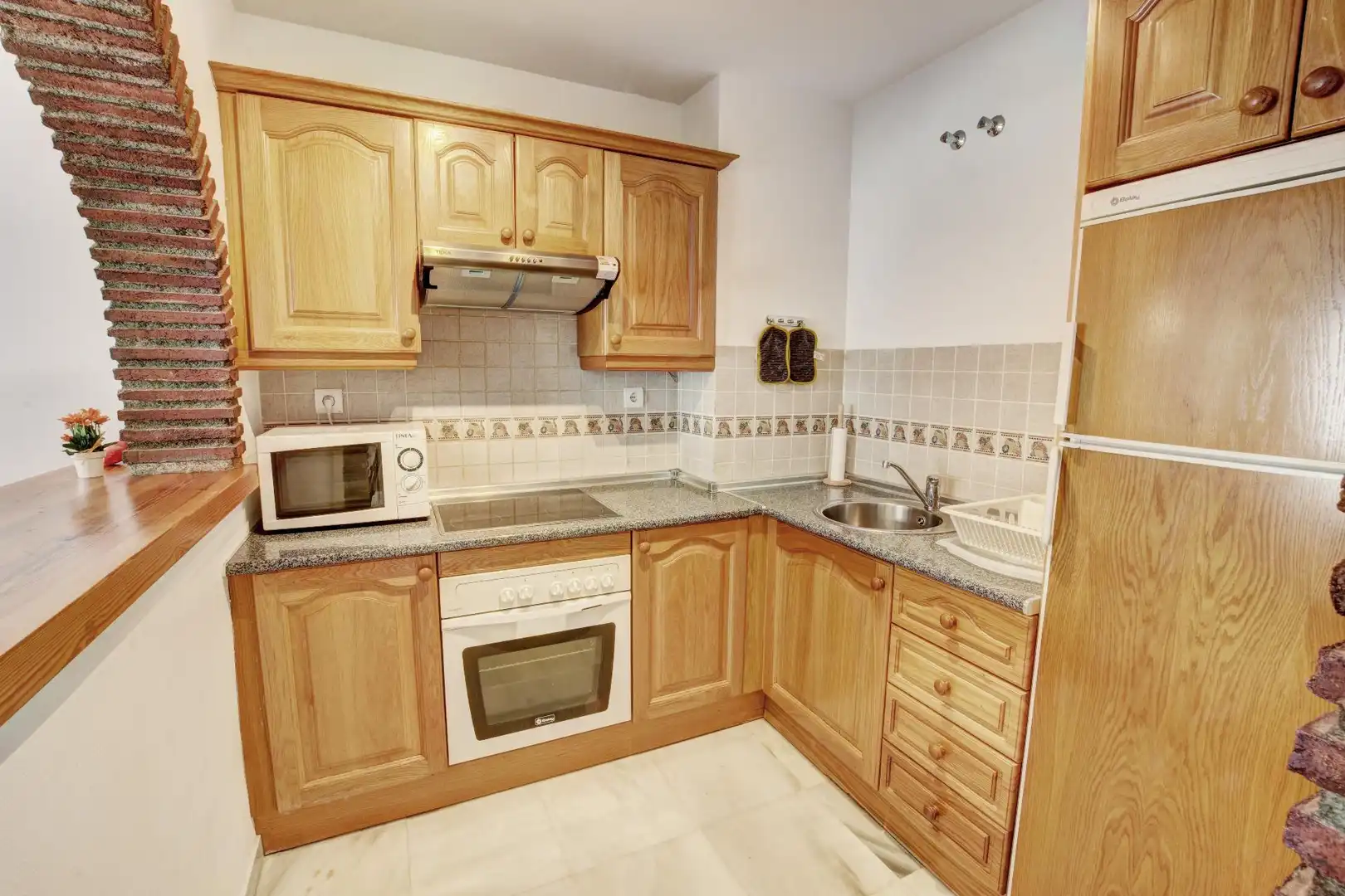 Cocina de Apartamento en venta en Benalmádena con Aire acondicionado, Calefacción y Jardín privado