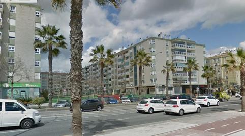 Foto 2 de Piso en venta en Calle de Tomás Echeverría, Parque Ayala - Jardín de la Abadía - Huelín, Málaga