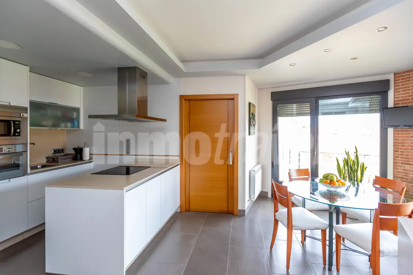 Cocina de Casa o chalet en venta en Sanxenxo con Calefacción, Jardín privado y Parquet