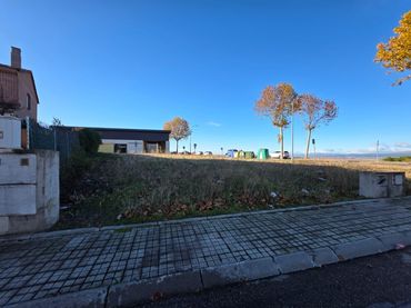 Terreny residencial en venda a Calle Pedro Ayjón