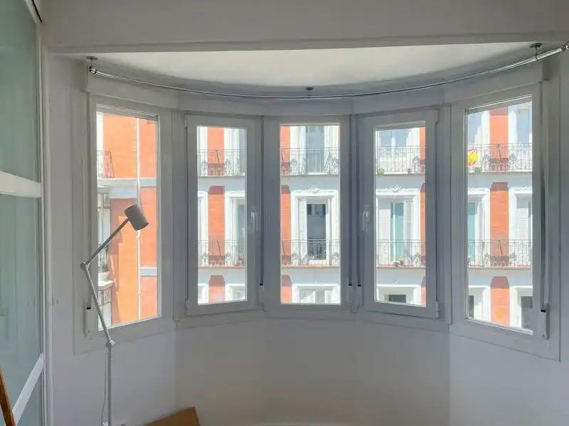 Habitación de Estudio de alquiler en Madrid con Aire acondicionado, Parquet y Amueblado