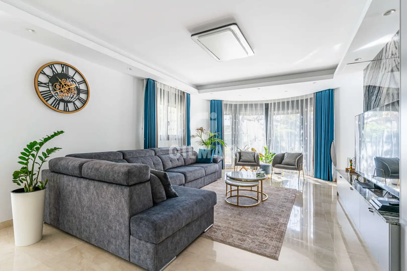 Sala de estar de Casa o chalet en venta en Boadilla del Monte con Calefacción, Jardín privado y Piscina