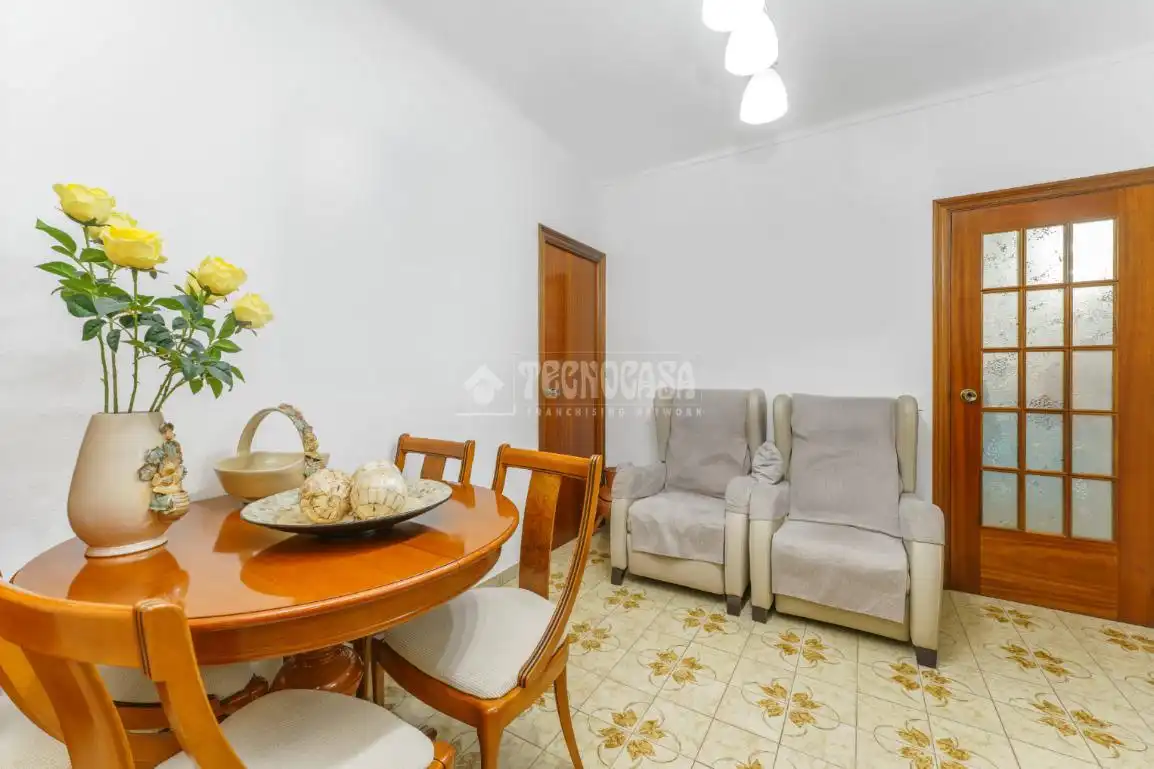 Piso en venta en La Gavarra, imagen 2