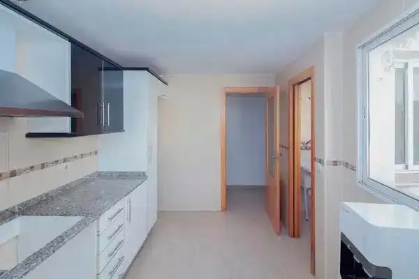 Cuina de Apartament en venda en Llíria amb Terrassa i Traster