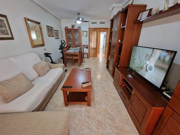 Flat with balcony for sale in Casco Antiguo